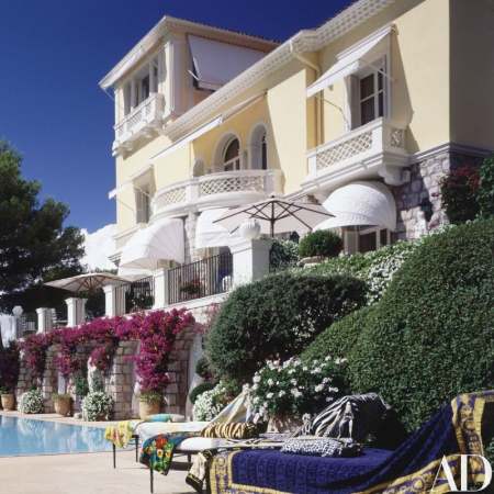 Elton John 1920 resident in France.